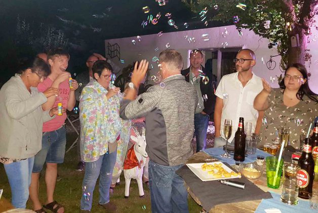 Hoch lebe das Geburtstagskind Bertram