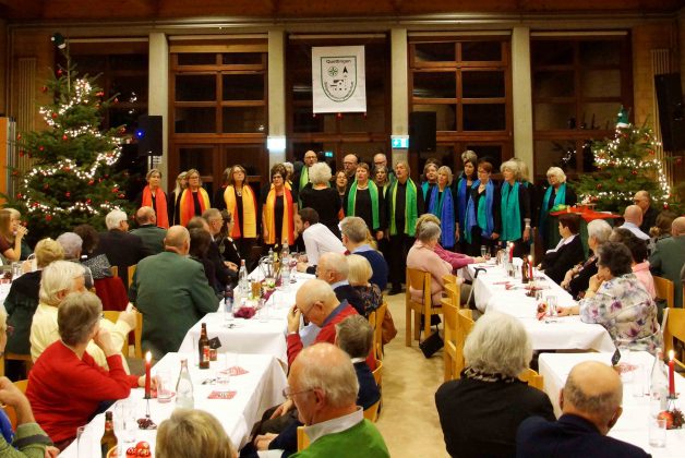 Chor Color aus Leichlingen zu Besuch beim Adventskaffee der Quettinger Bürgerschützen
